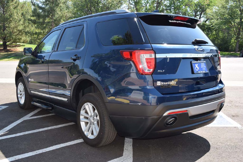 Certified Pre-Owned 2016 Ford Explorer XLT Braunability MXV Side-Entry ...